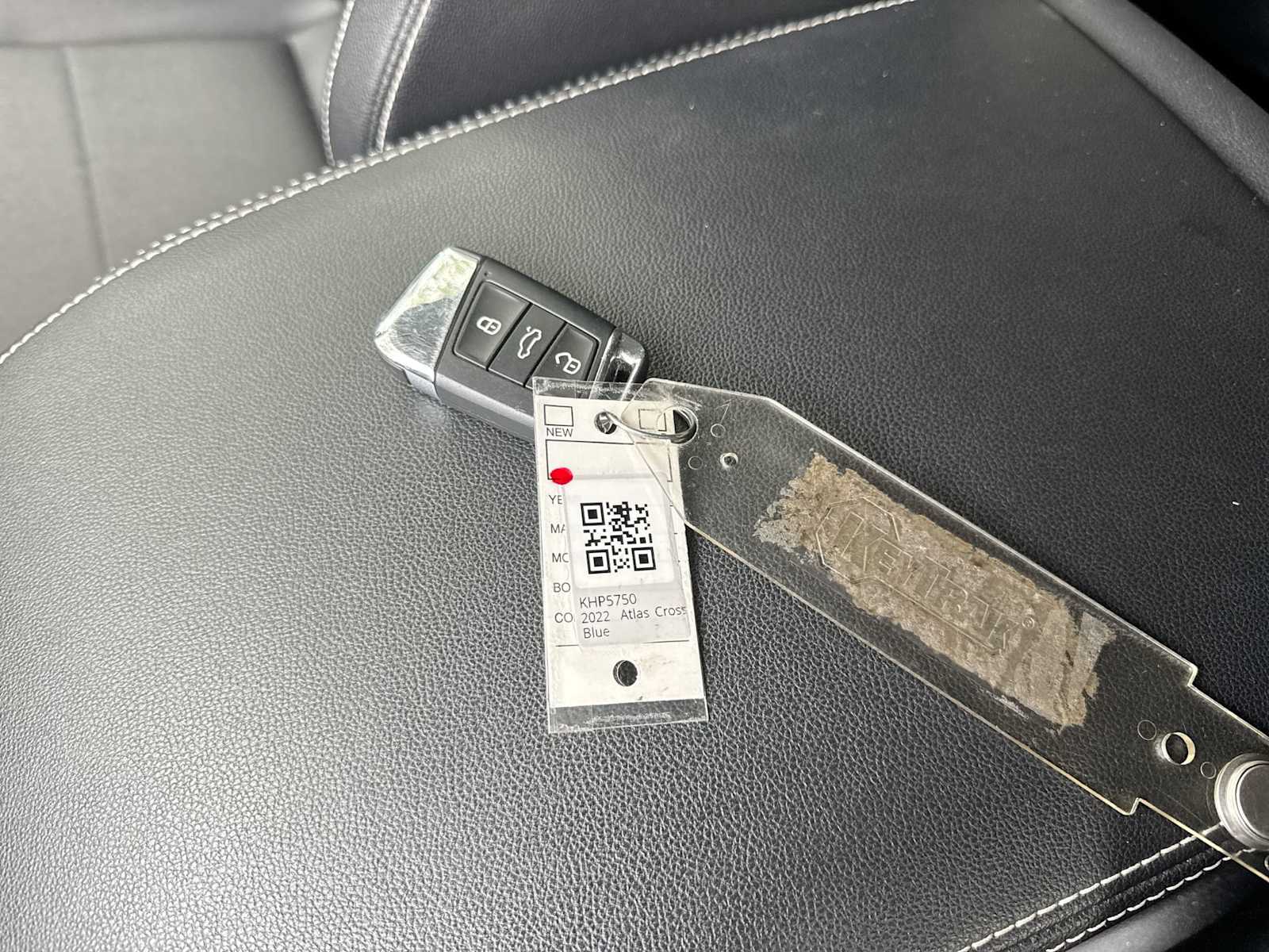 Thumbnail: 2022 Volkswagen Atlas - 32