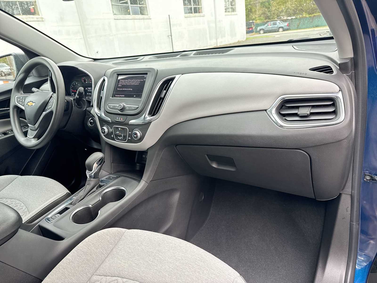 Thumbnail: 2023 Chevrolet Equinox - 16