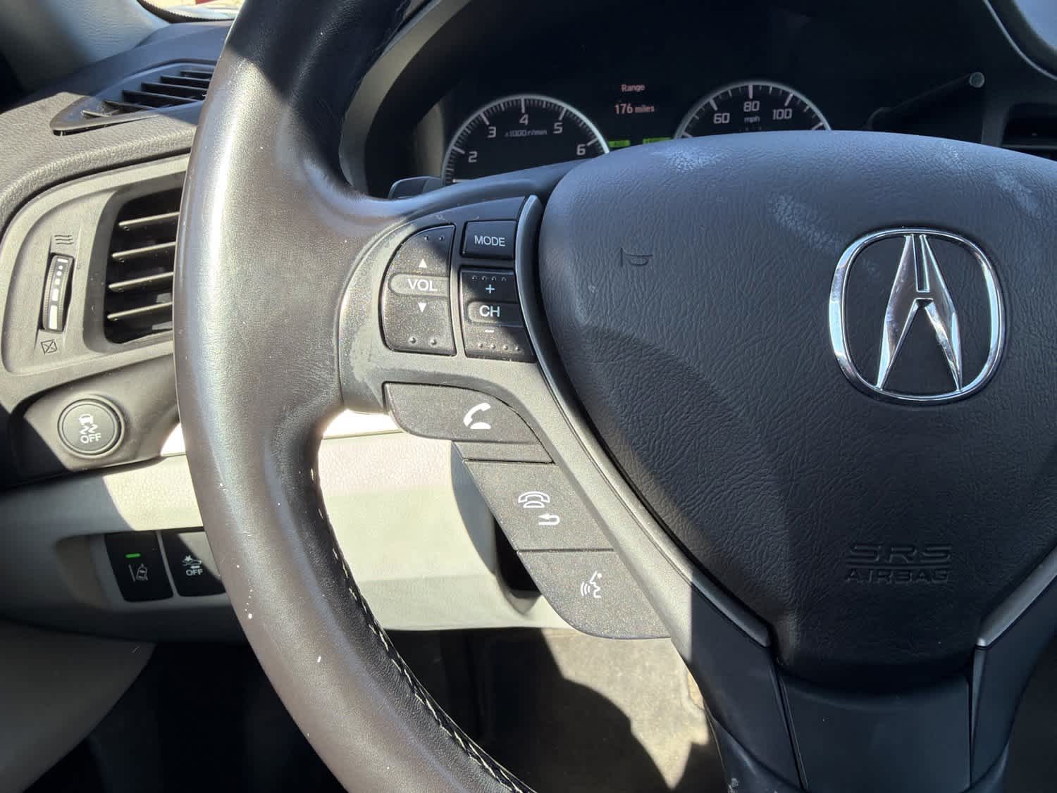 Thumbnail: 2020 Acura ILX - 16