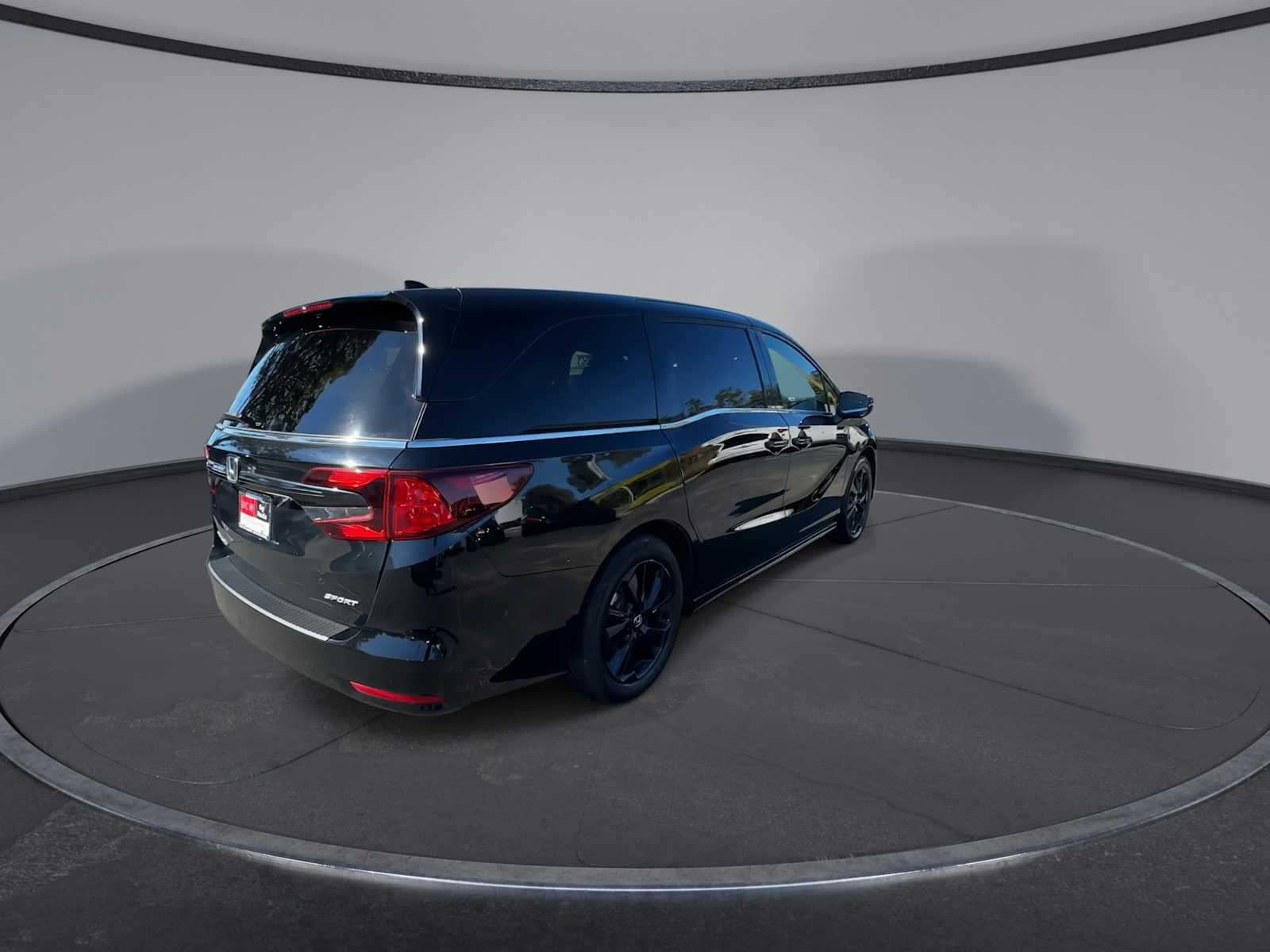 Thumbnail: 2023 Honda Odyssey - 8