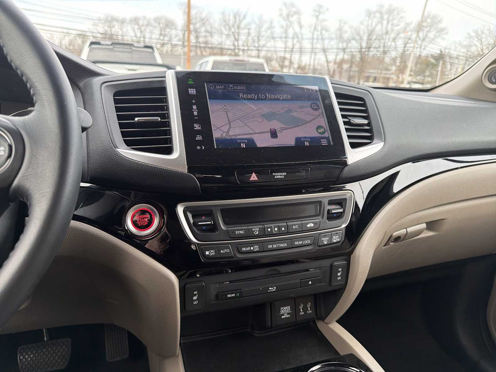 Thumbnail: 2016 Honda Pilot - 27