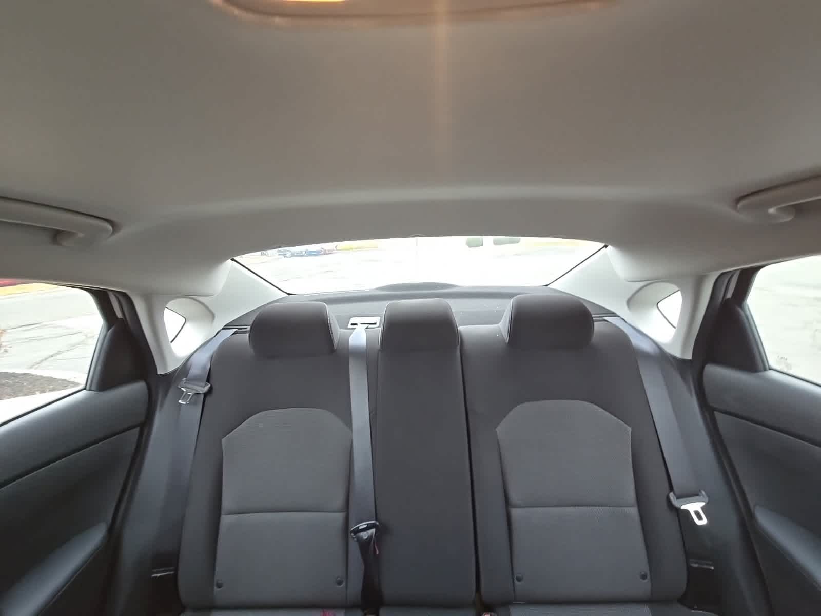 Thumbnail: 2022 Kia Forte - 25