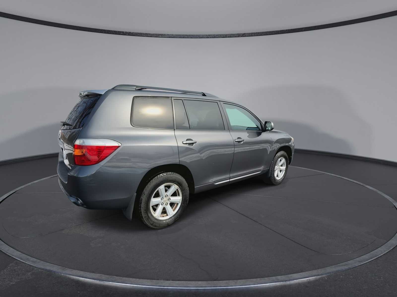 Thumbnail: 2010 Toyota Highlander - 8