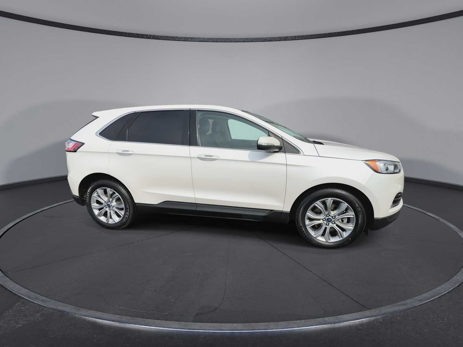 Thumbnail: 2019 Ford Edge - 9