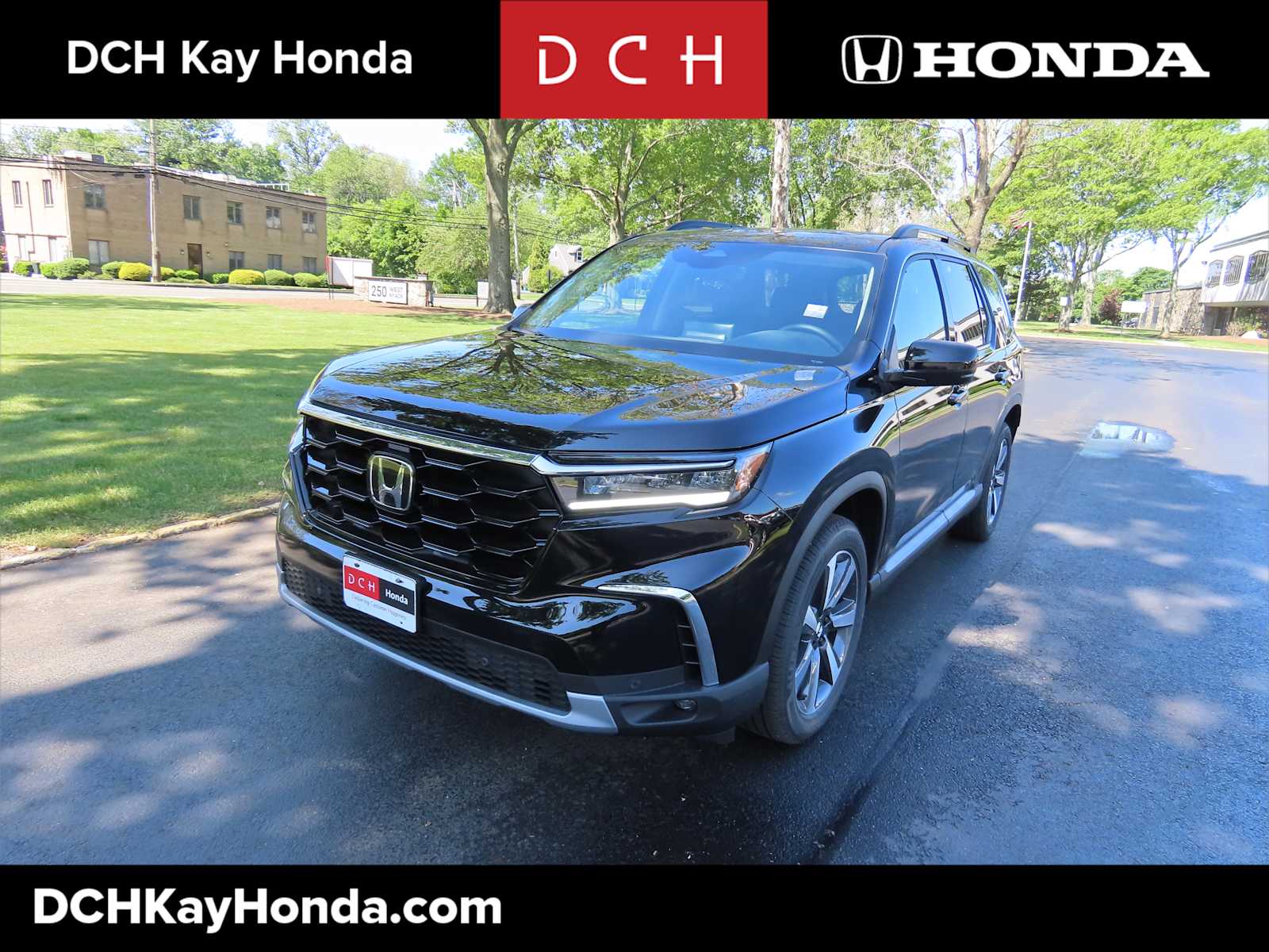 Thumbnail: 2025 Honda Pilot - 1