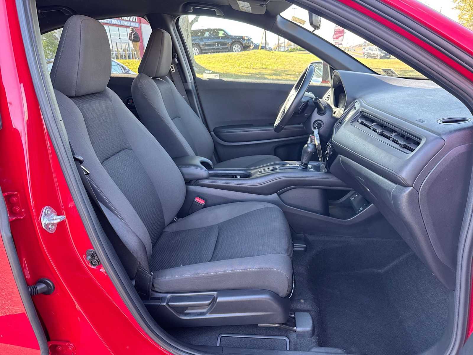 Thumbnail: 2022 Honda HR-V - 15