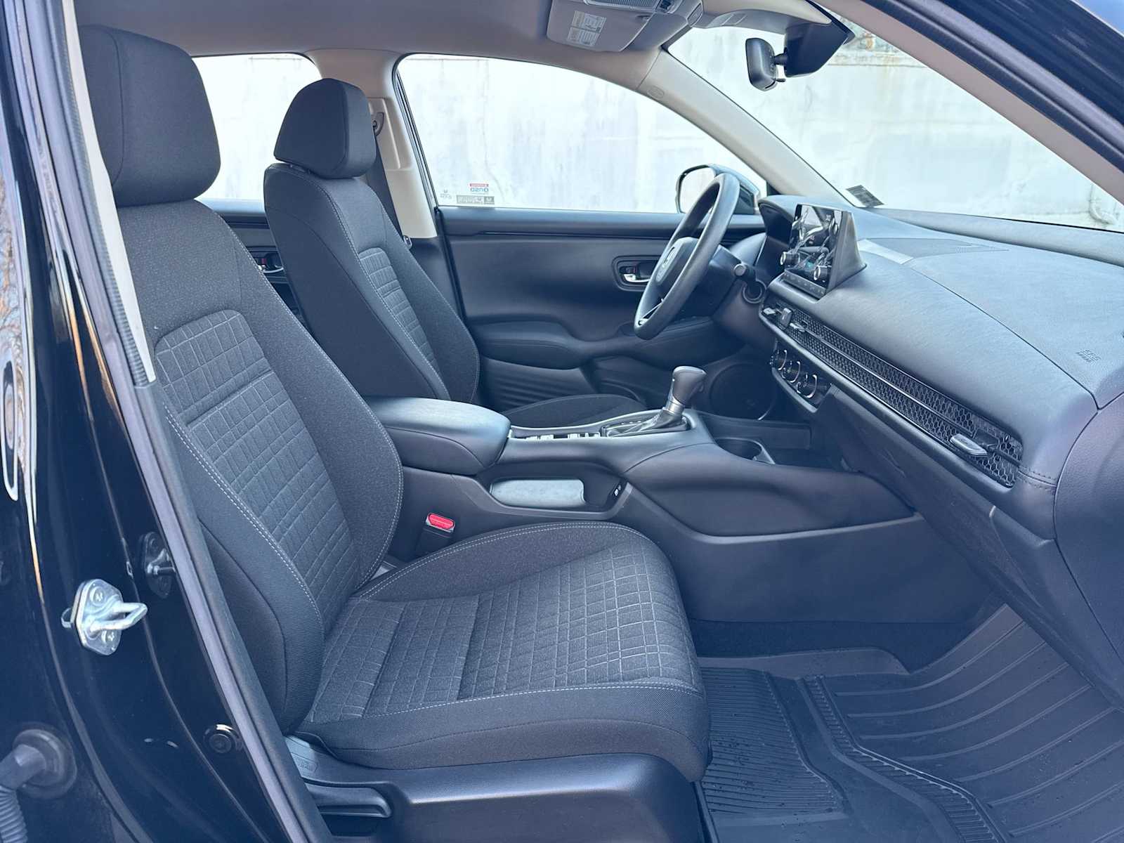 Thumbnail: 2023 Honda HR-V - 15