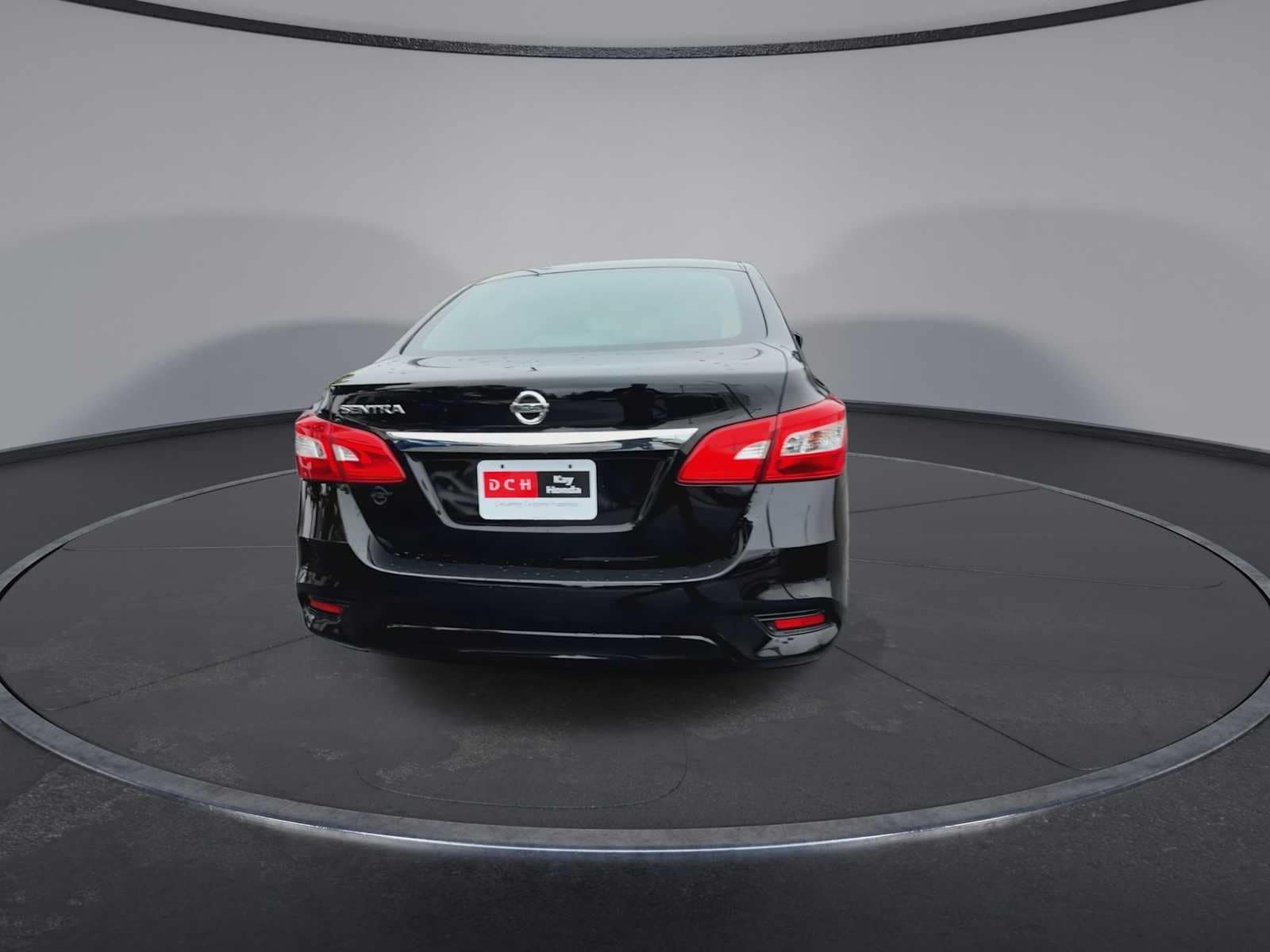 Thumbnail: 2018 Nissan Sentra - 7