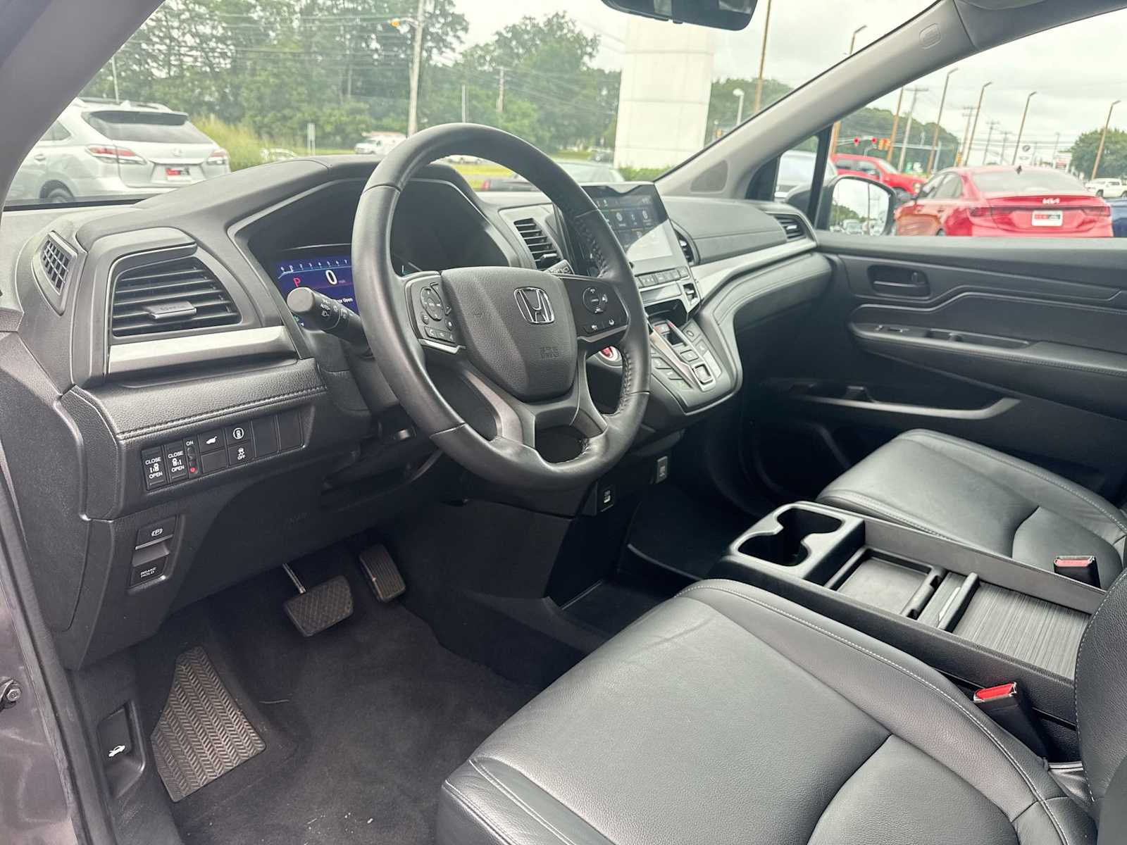 Thumbnail: 2022 Honda Odyssey - 10