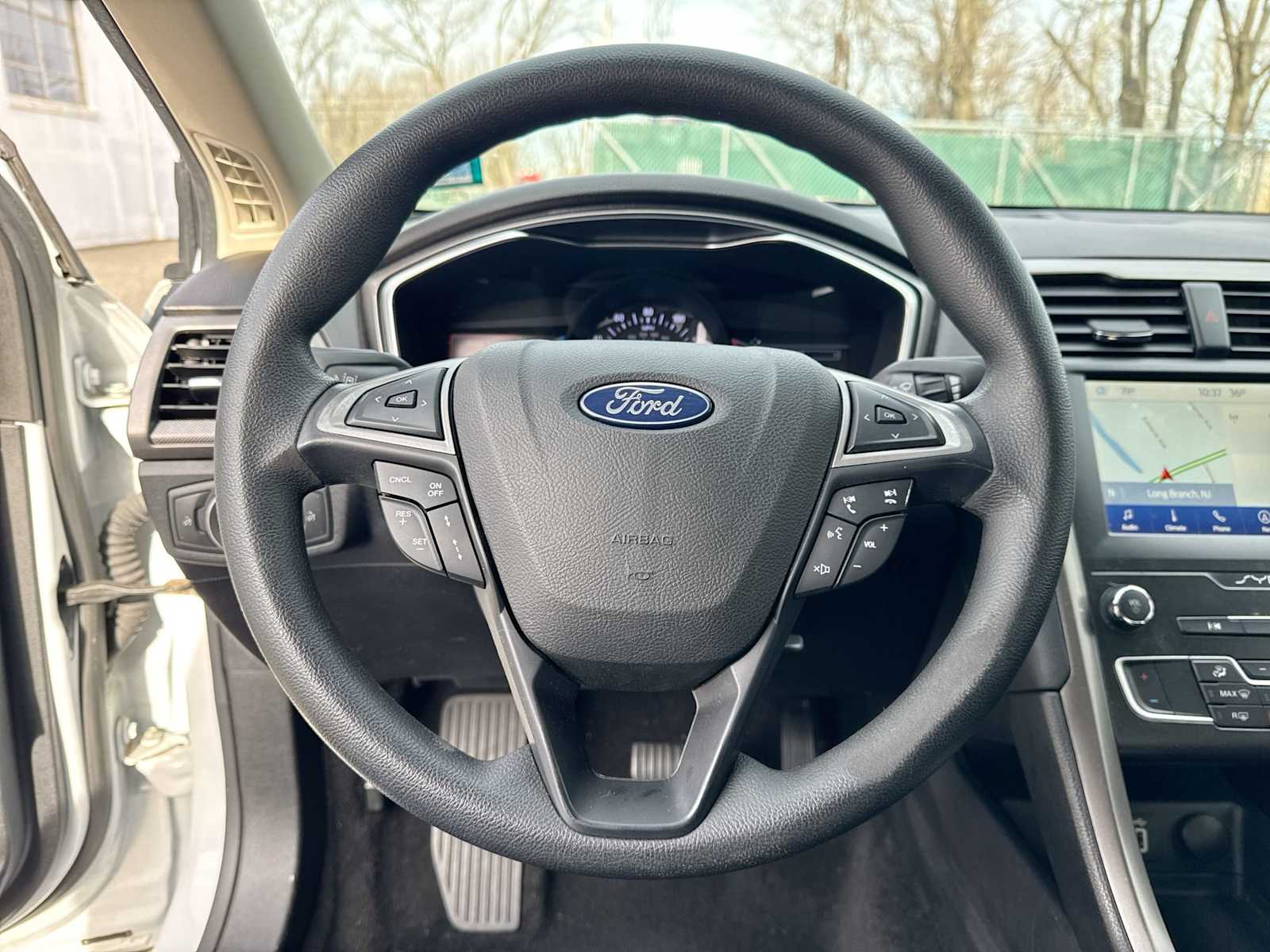 Thumbnail: 2020 Ford Fusion - 23