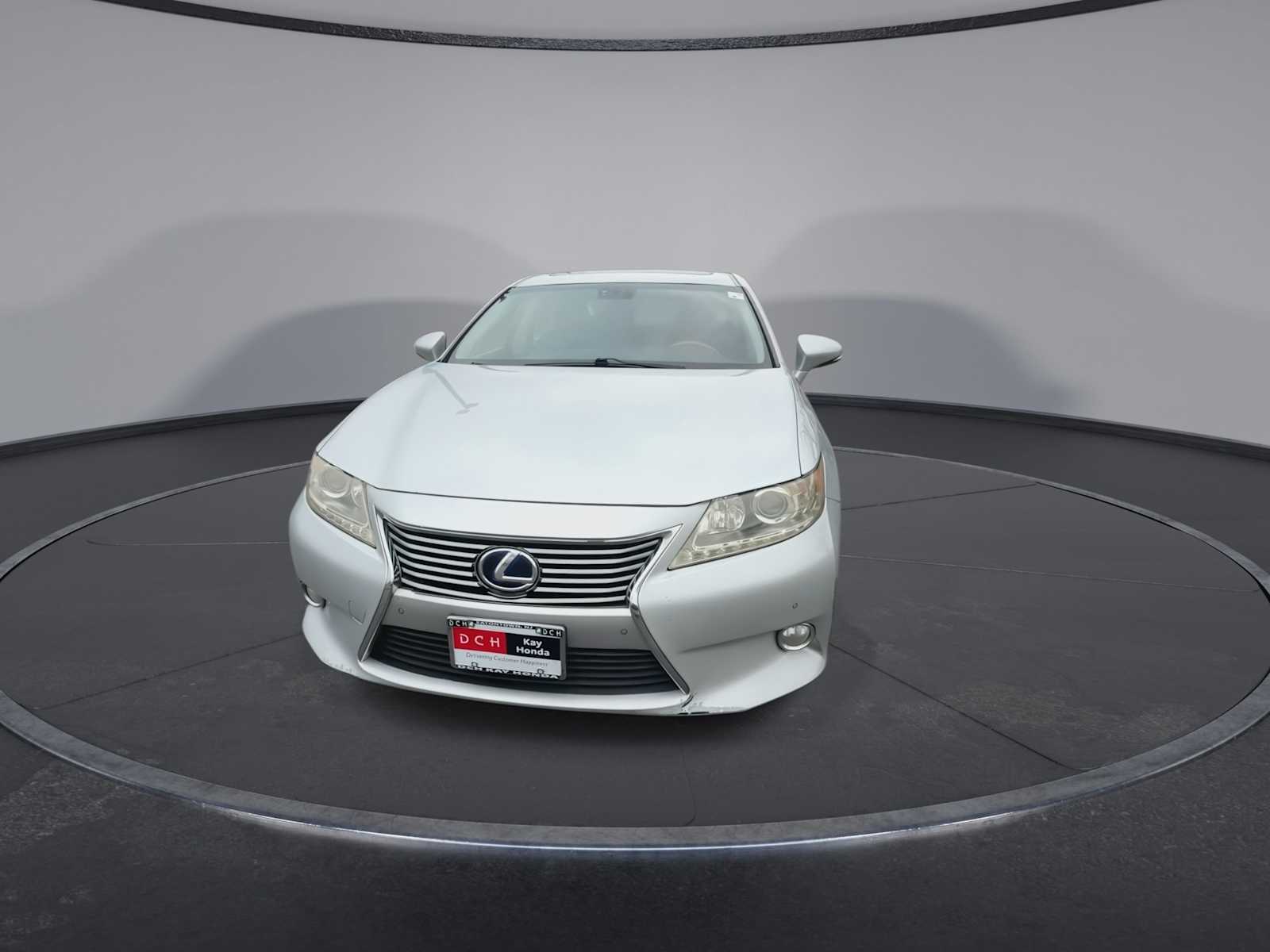 Thumbnail: 2013 Lexus ES - 3