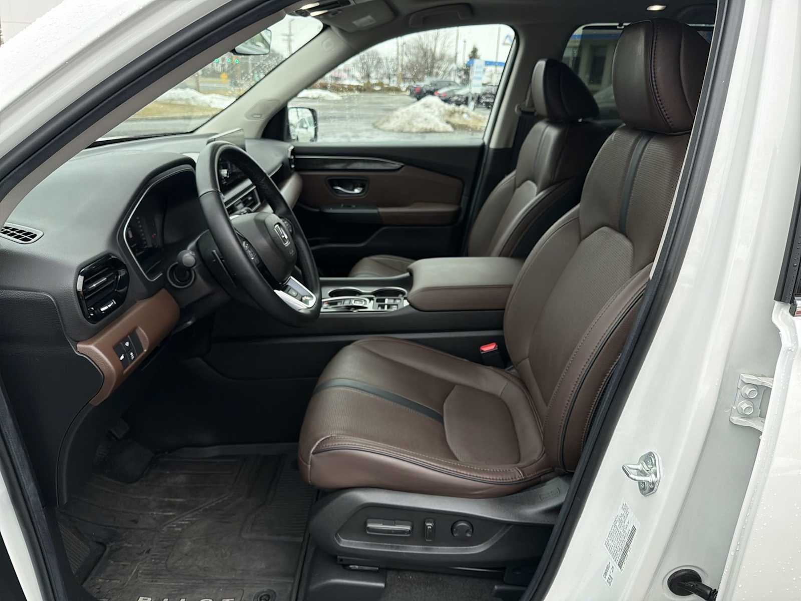 Thumbnail: 2025 Honda Pilot - 11