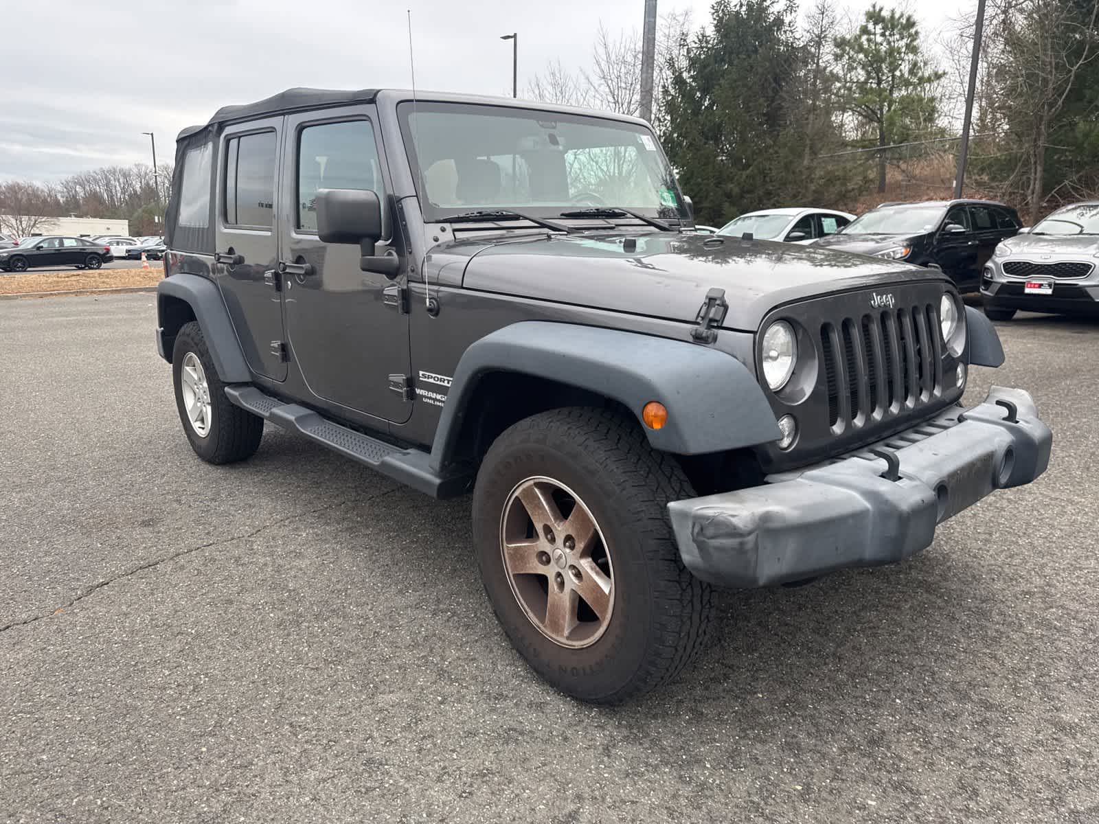 Thumbnail: 2016 Jeep Wrangler - 7