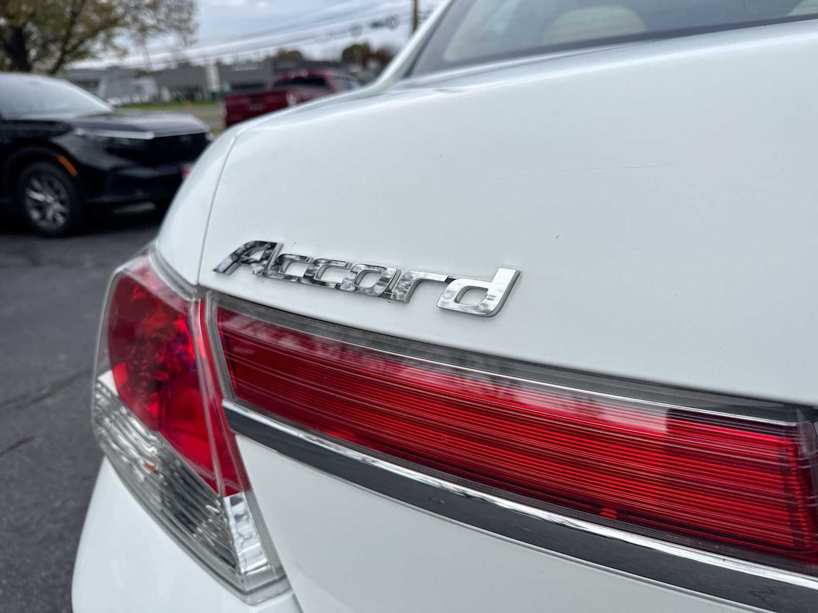 Thumbnail: 2011 Honda Accord - 18