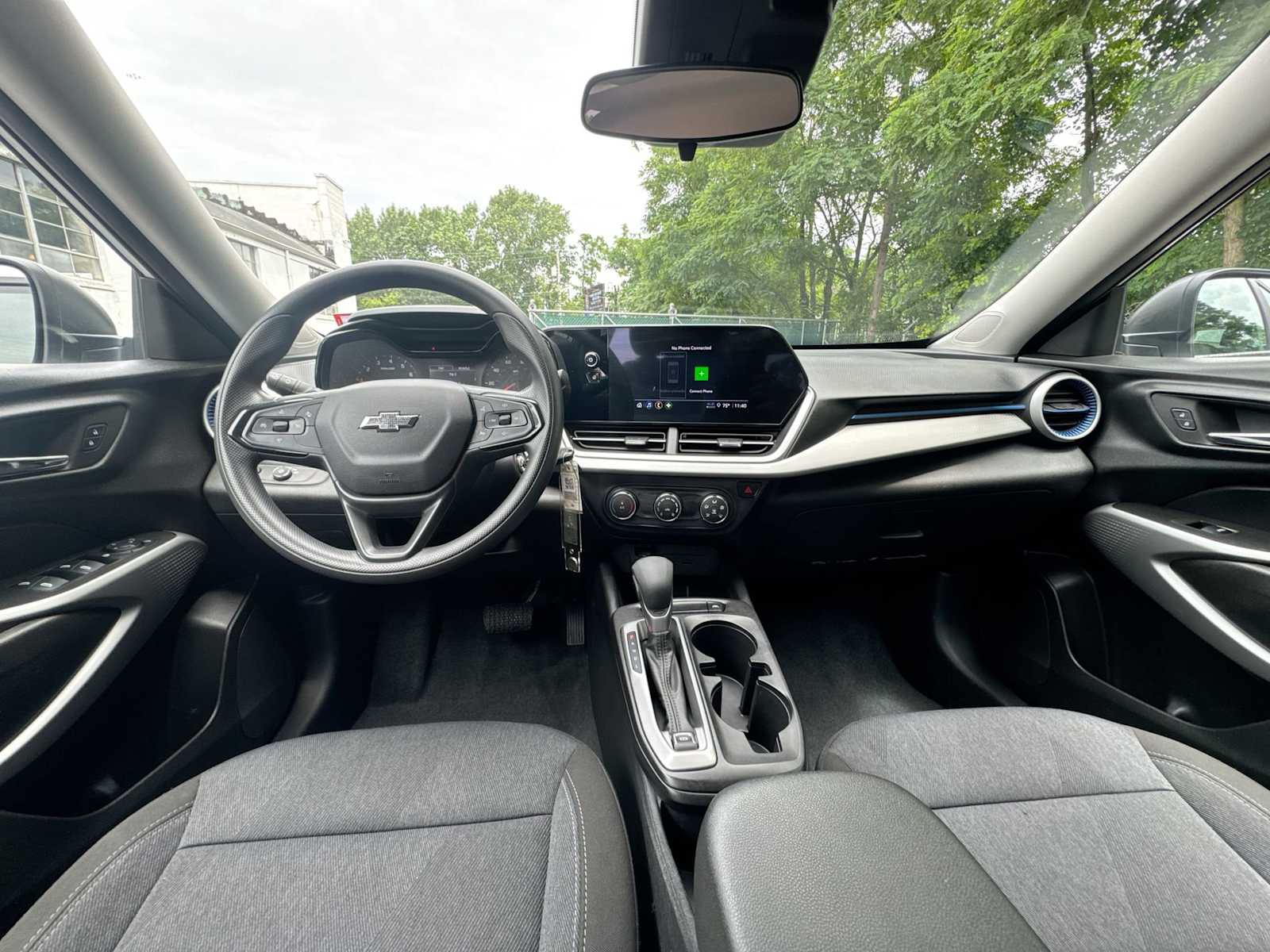 Thumbnail: 2024 Chevrolet Trax - 19