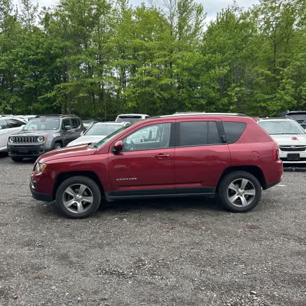 Thumbnail: 2016 Jeep Compass - 2