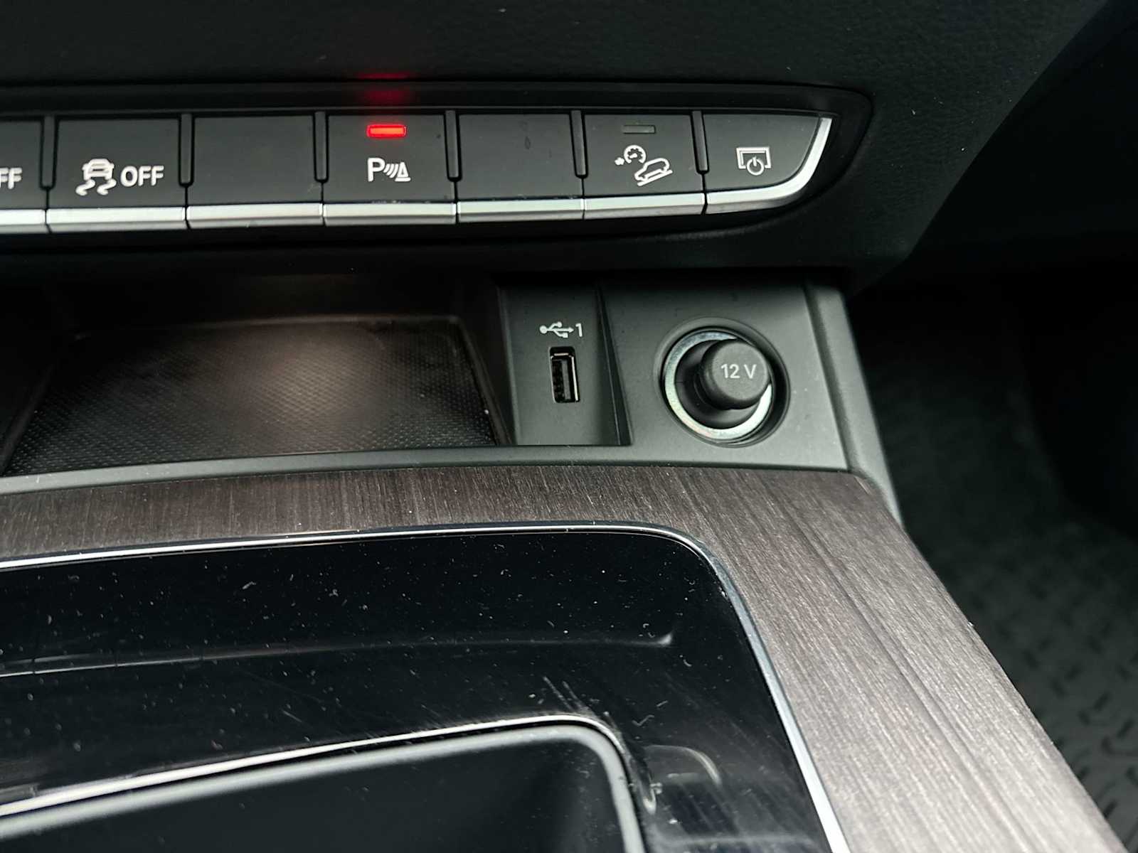 Thumbnail: 2021 Audi Q5 - 31