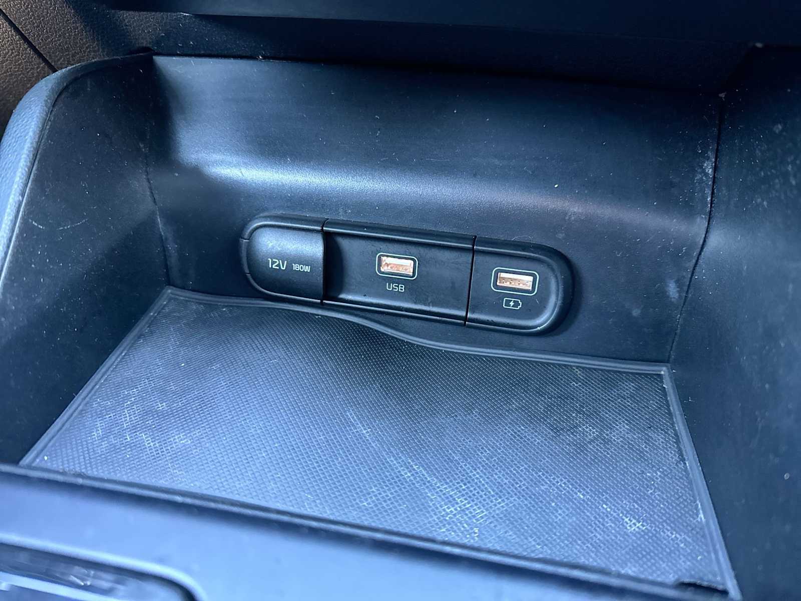 Thumbnail: 2022 Kia K5 - 28