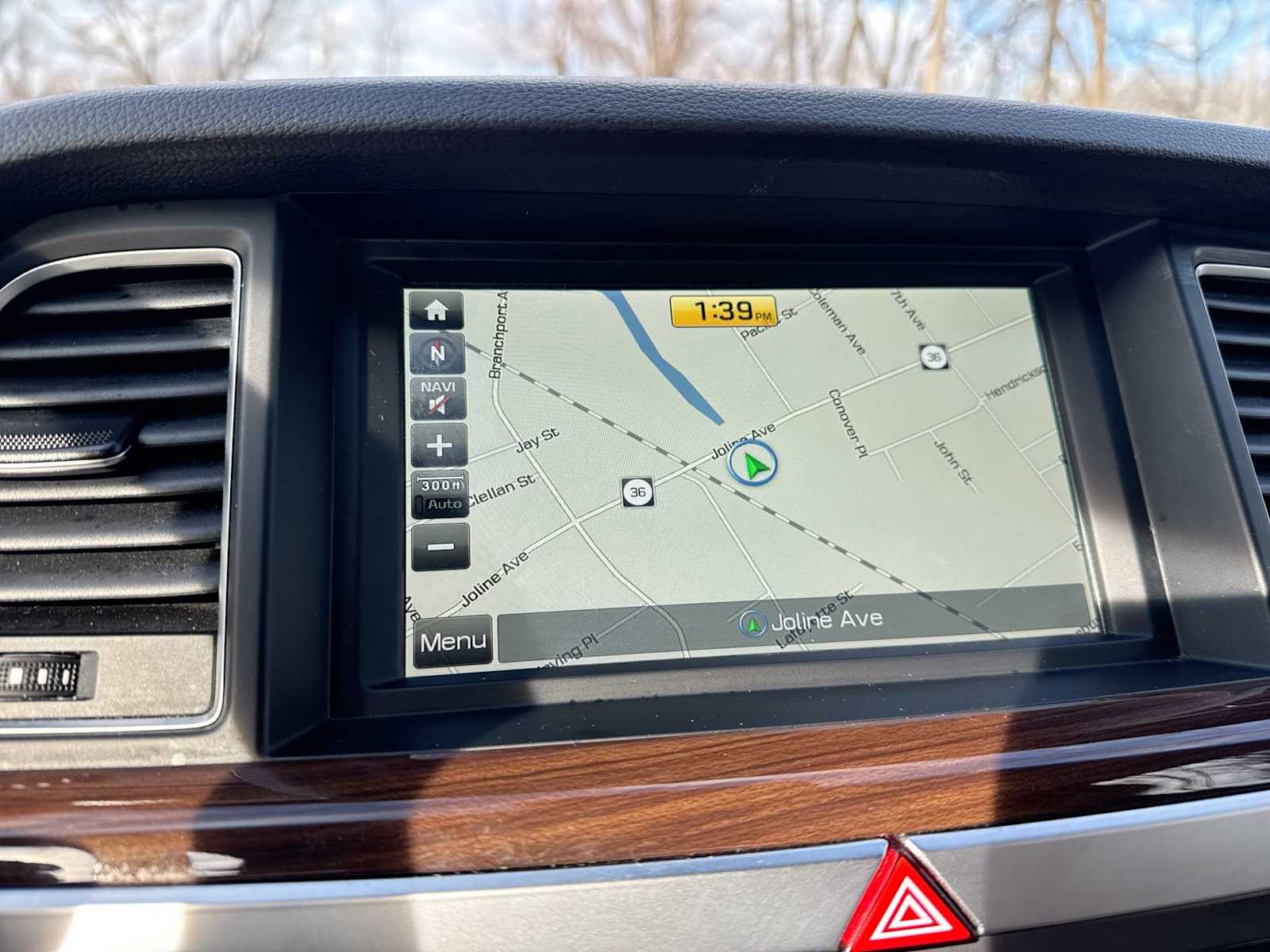 Thumbnail: 2015 Hyundai Genesis - 28