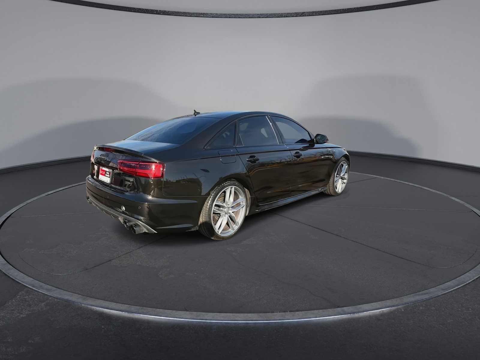 Thumbnail: 2016 Audi S6 - 8