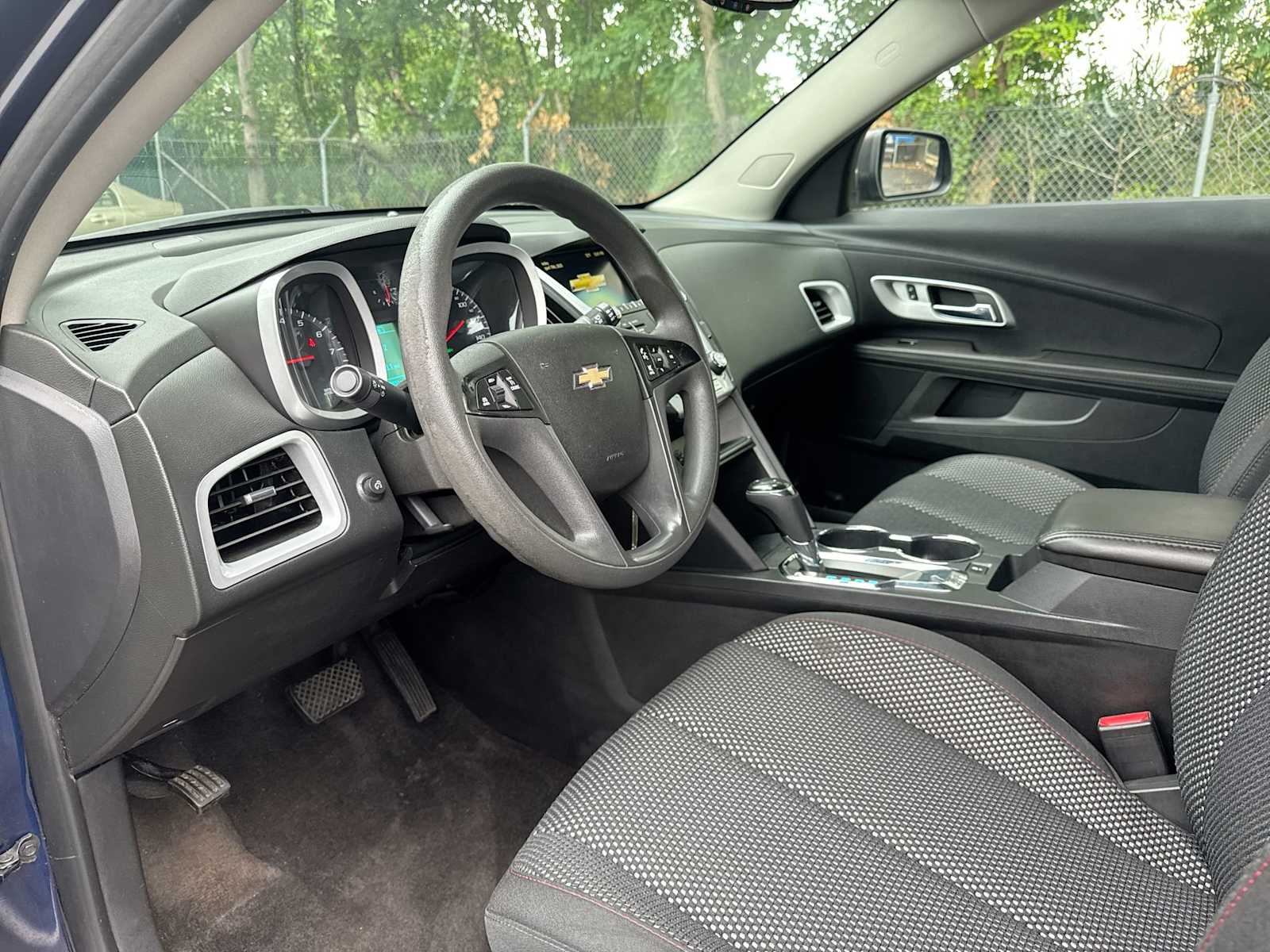 Thumbnail: 2016 Chevrolet Equinox - 10
