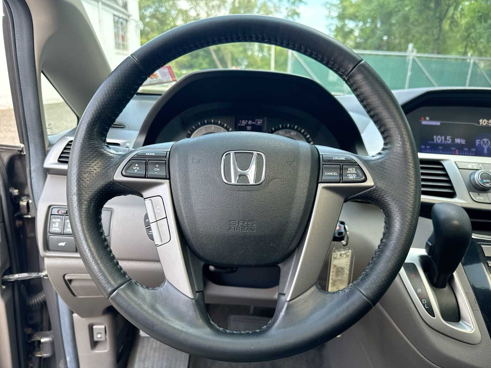 Thumbnail: 2013 Honda Odyssey - 24