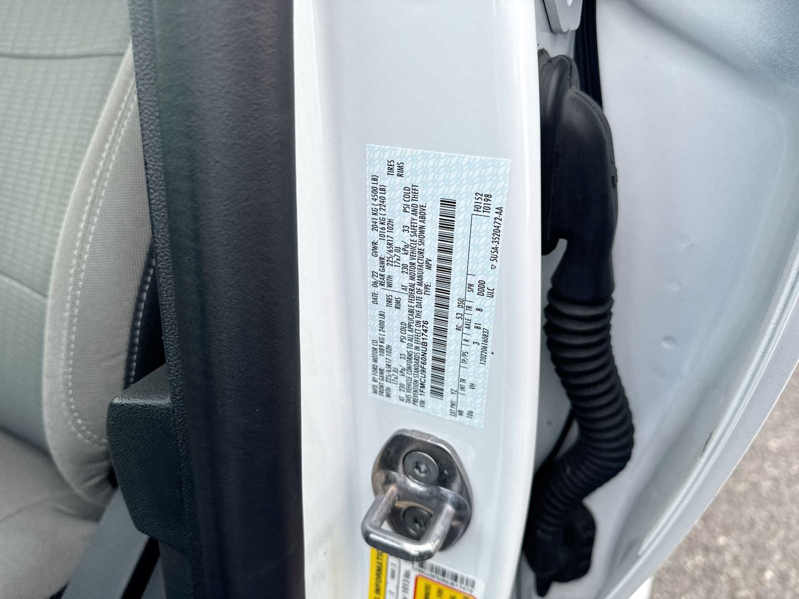 Thumbnail: 2022 Ford Escape - 32