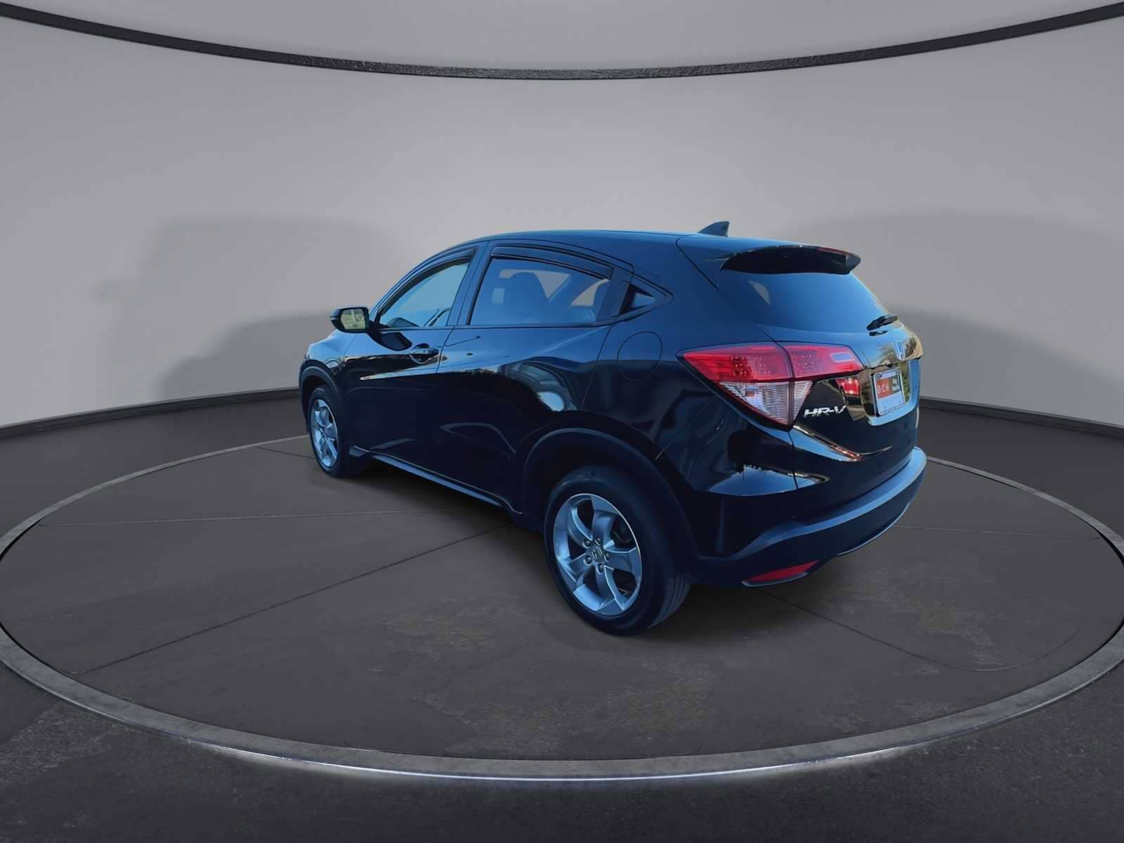 Thumbnail: 2017 Honda HR-V - 6