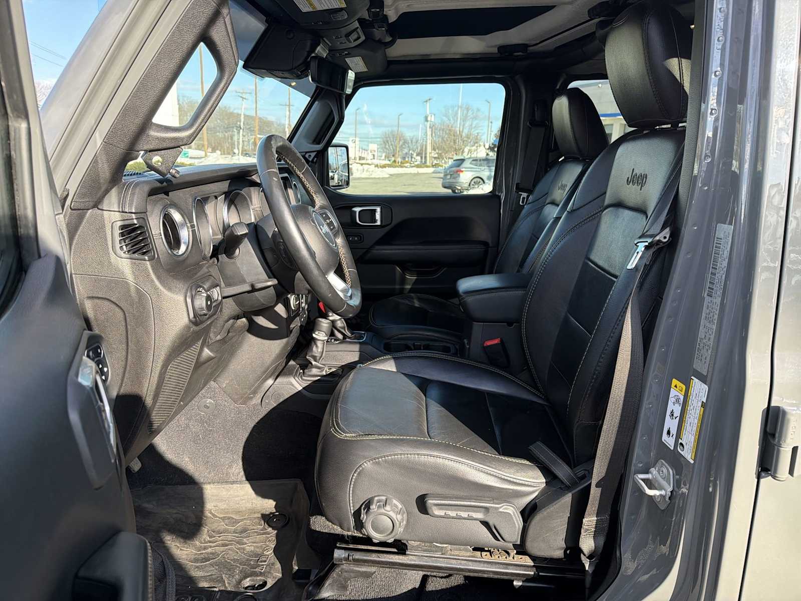 Thumbnail: 2019 Jeep Wrangler - 11