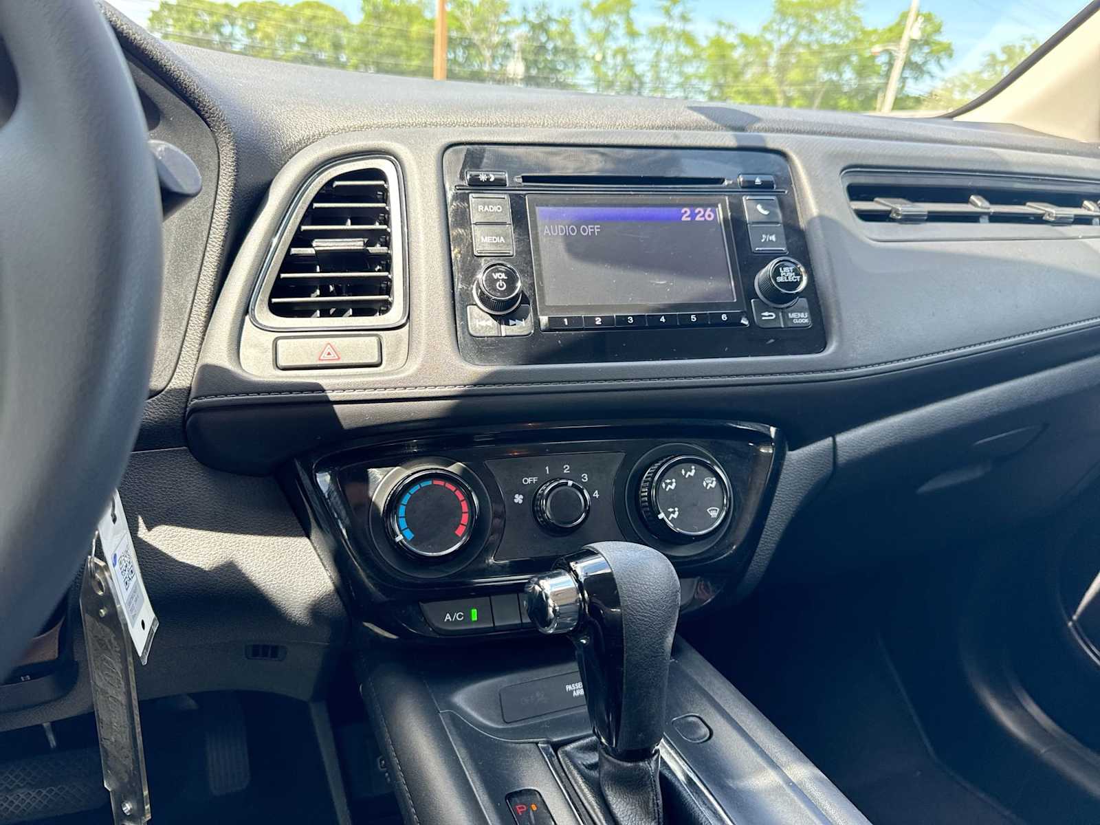 2022 Honda HR-V LX 26