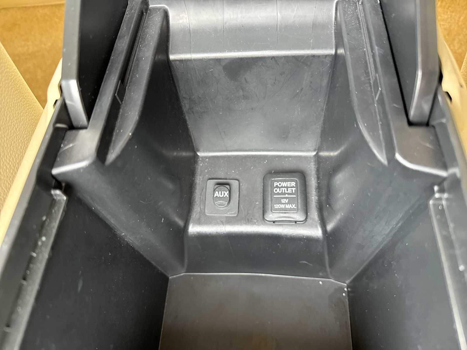 Thumbnail: 2011 Honda Accord - 27