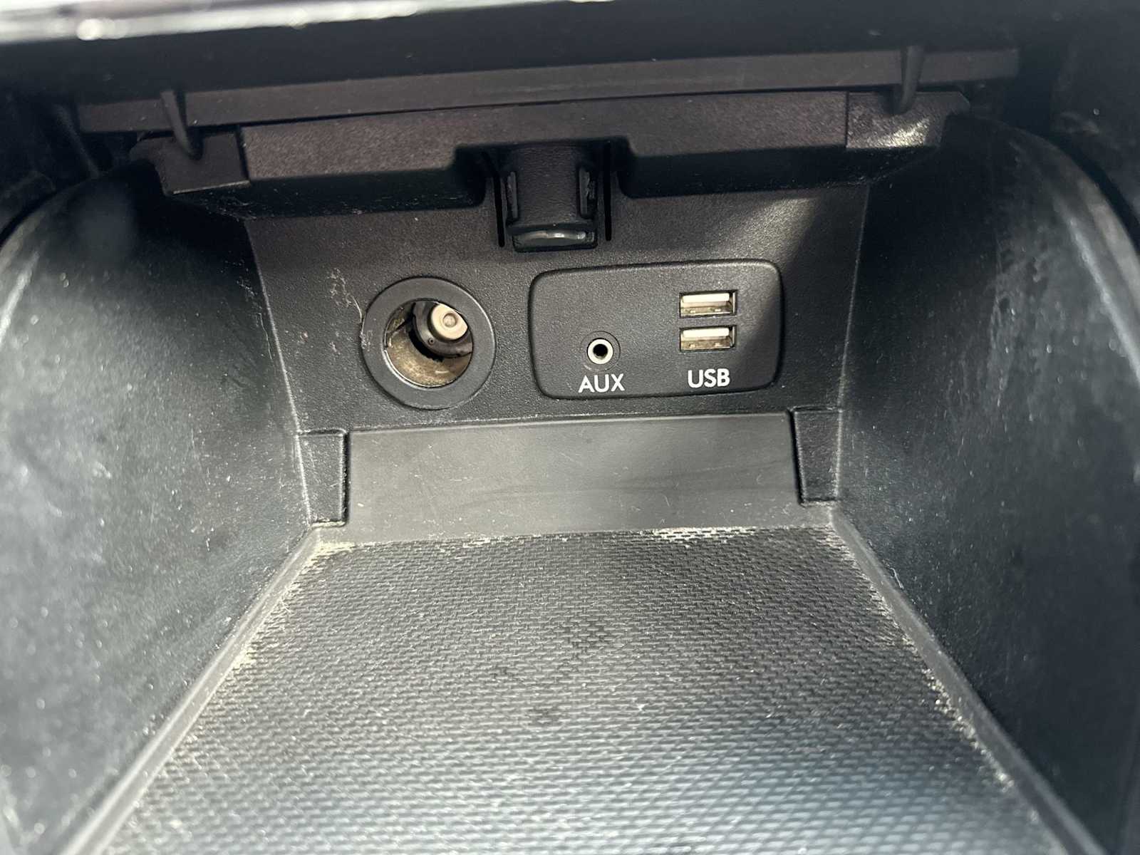 Thumbnail: 2015 Subaru Legacy - 29