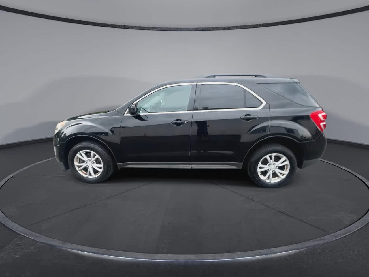 Thumbnail: 2017 Chevrolet Equinox - 5