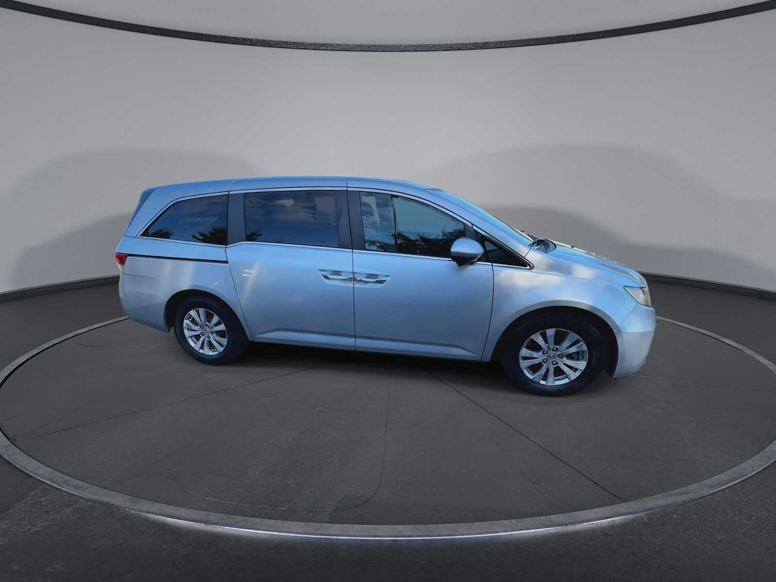 Thumbnail: 2015 Honda Odyssey - 9