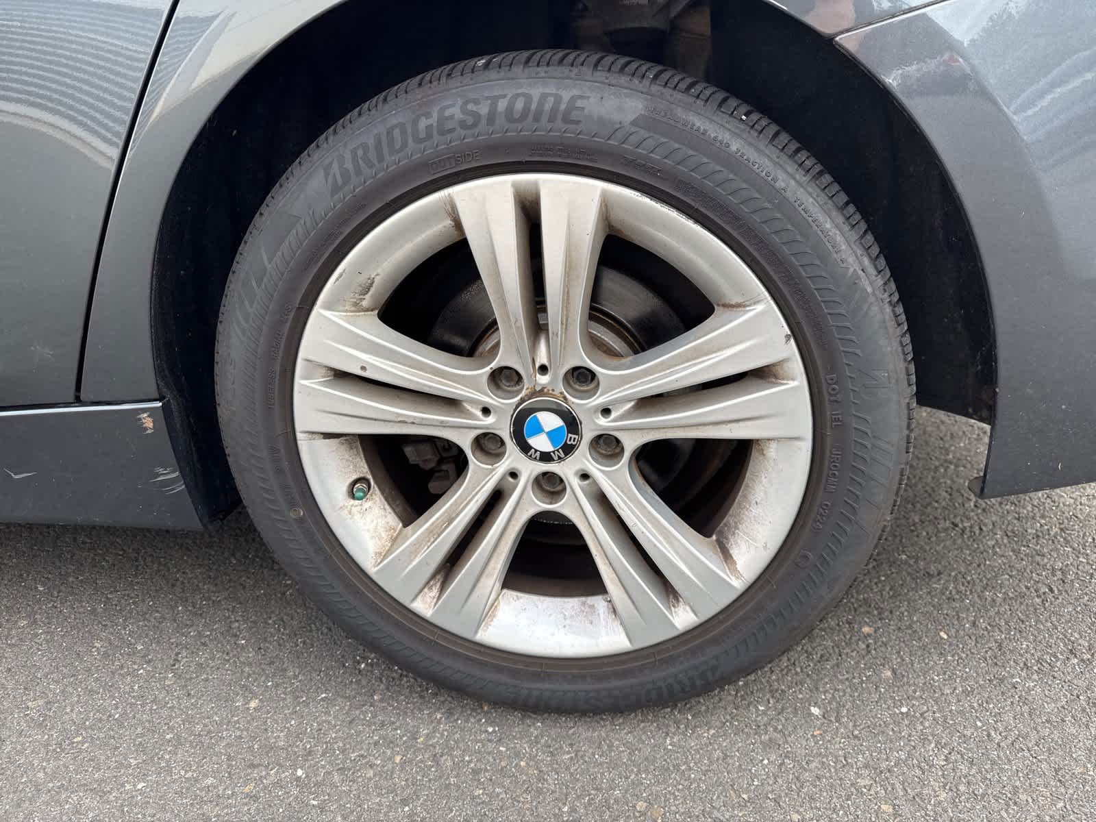 Thumbnail: 2017 BMW 3 Series - 21