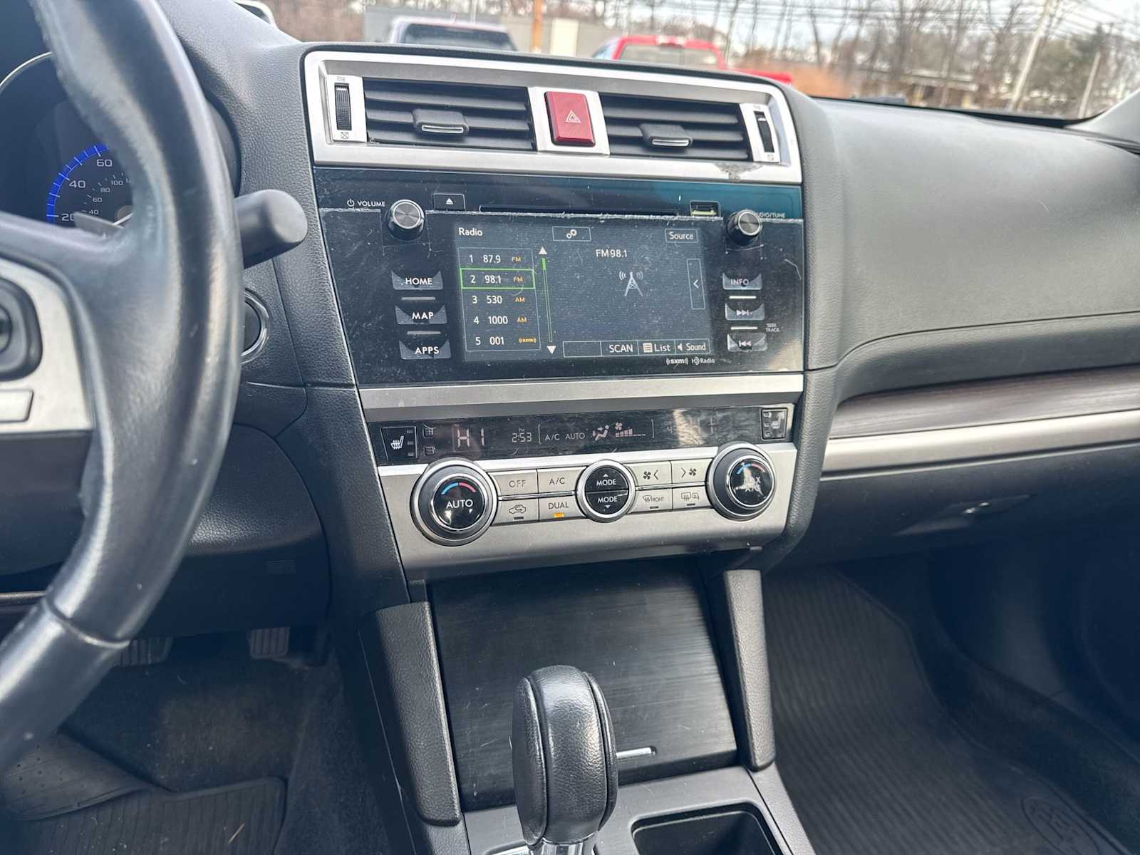 Thumbnail: 2015 Subaru Legacy - 27