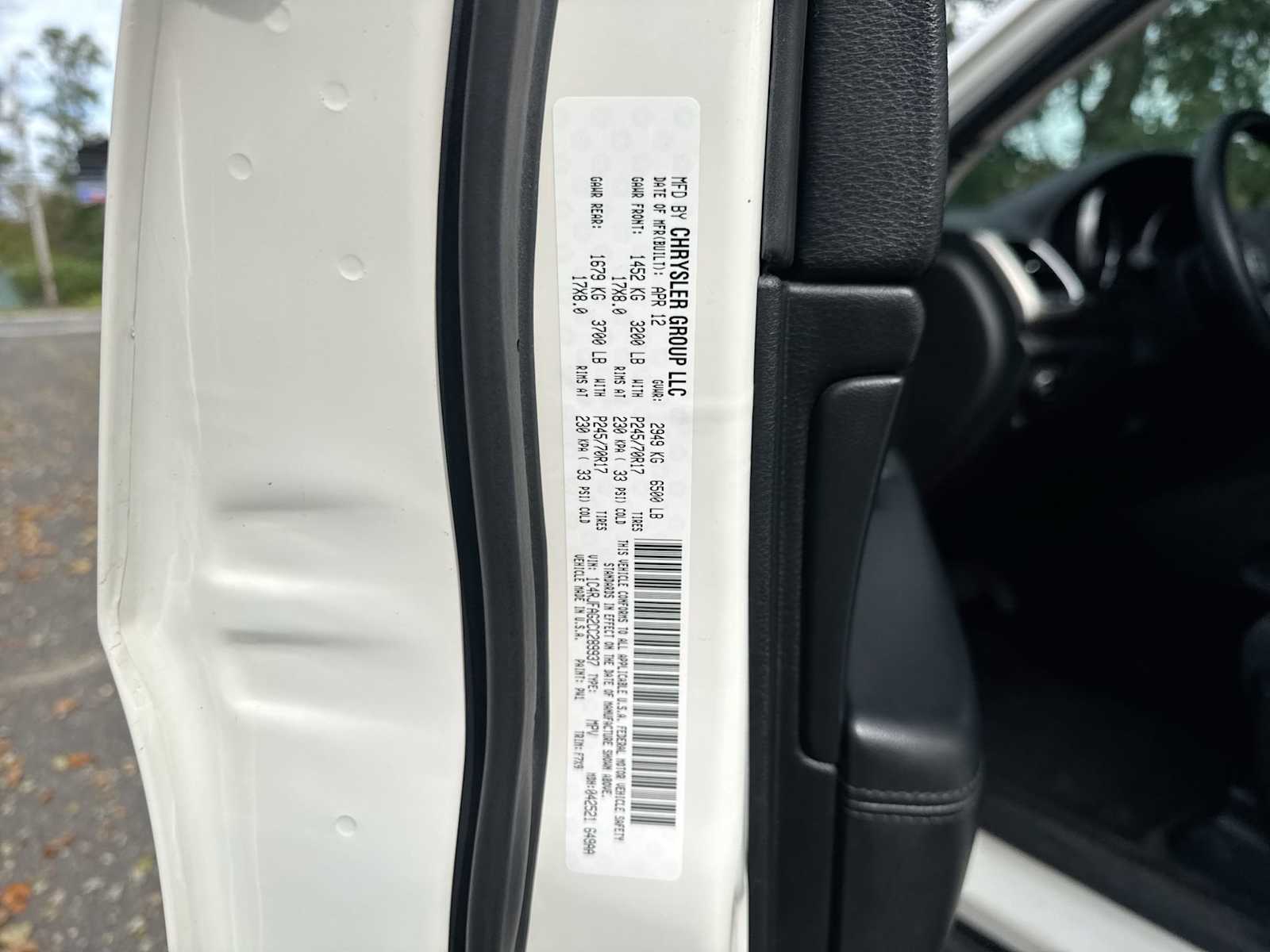 Thumbnail: 2012 Jeep Grand Cherokee - 33