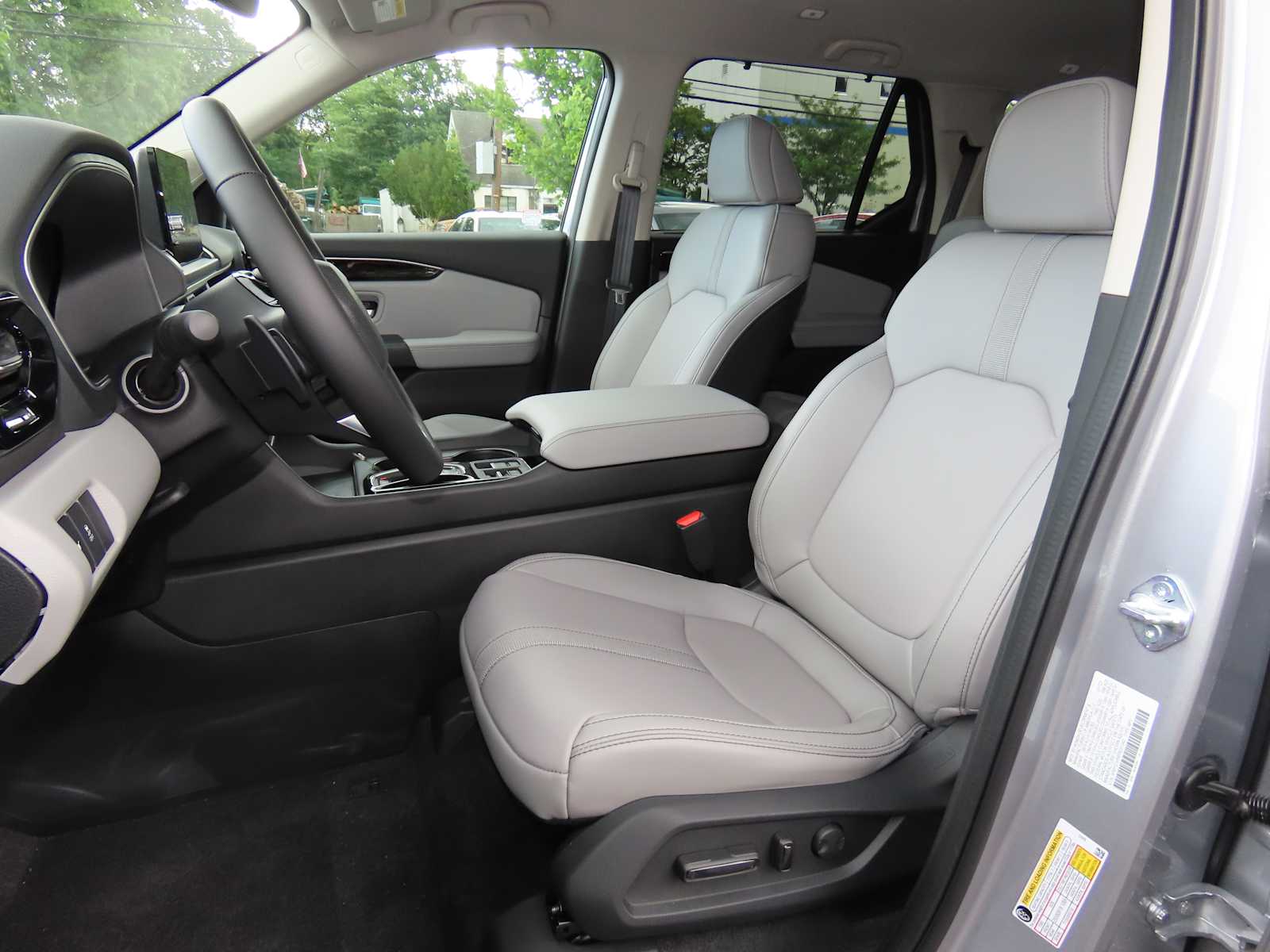 Thumbnail: 2025 Honda Pilot - 11