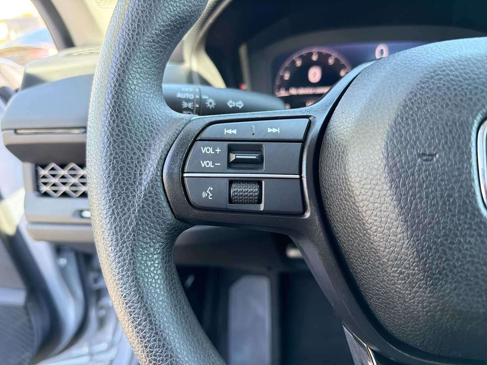 Thumbnail: 2025 Honda Accord - 25