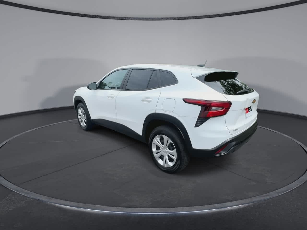 Thumbnail: 2024 Chevrolet Trax - 6