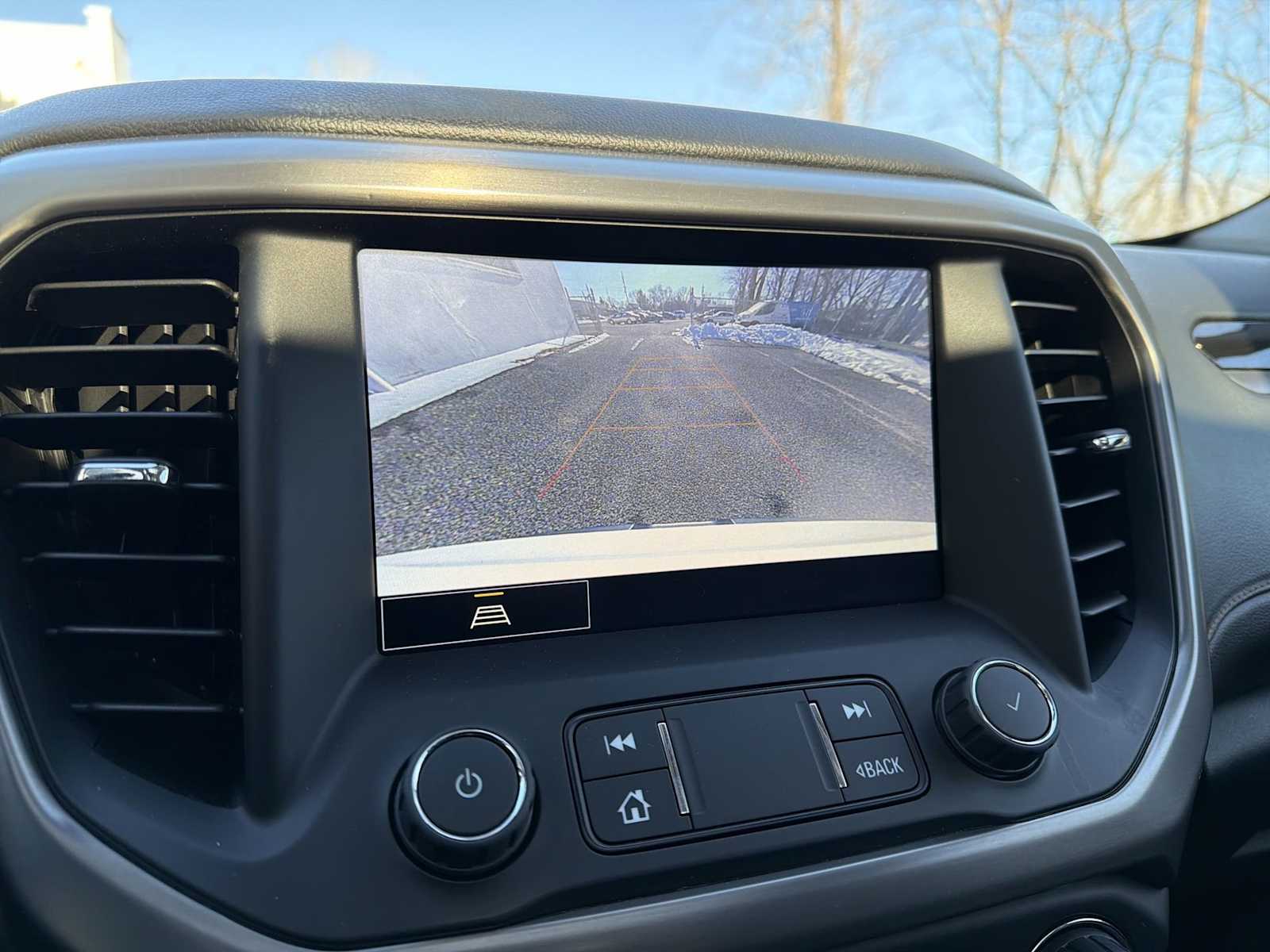 Thumbnail: 2022 GMC Acadia - 29