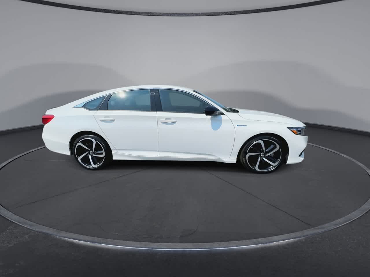 Thumbnail: 2022 Honda Accord - 9