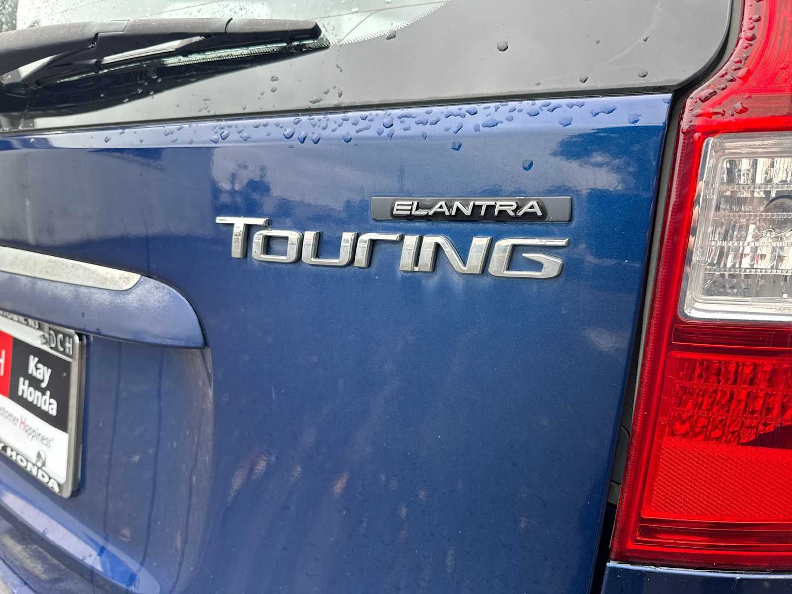 Thumbnail: 2012 Hyundai Elantra - 18