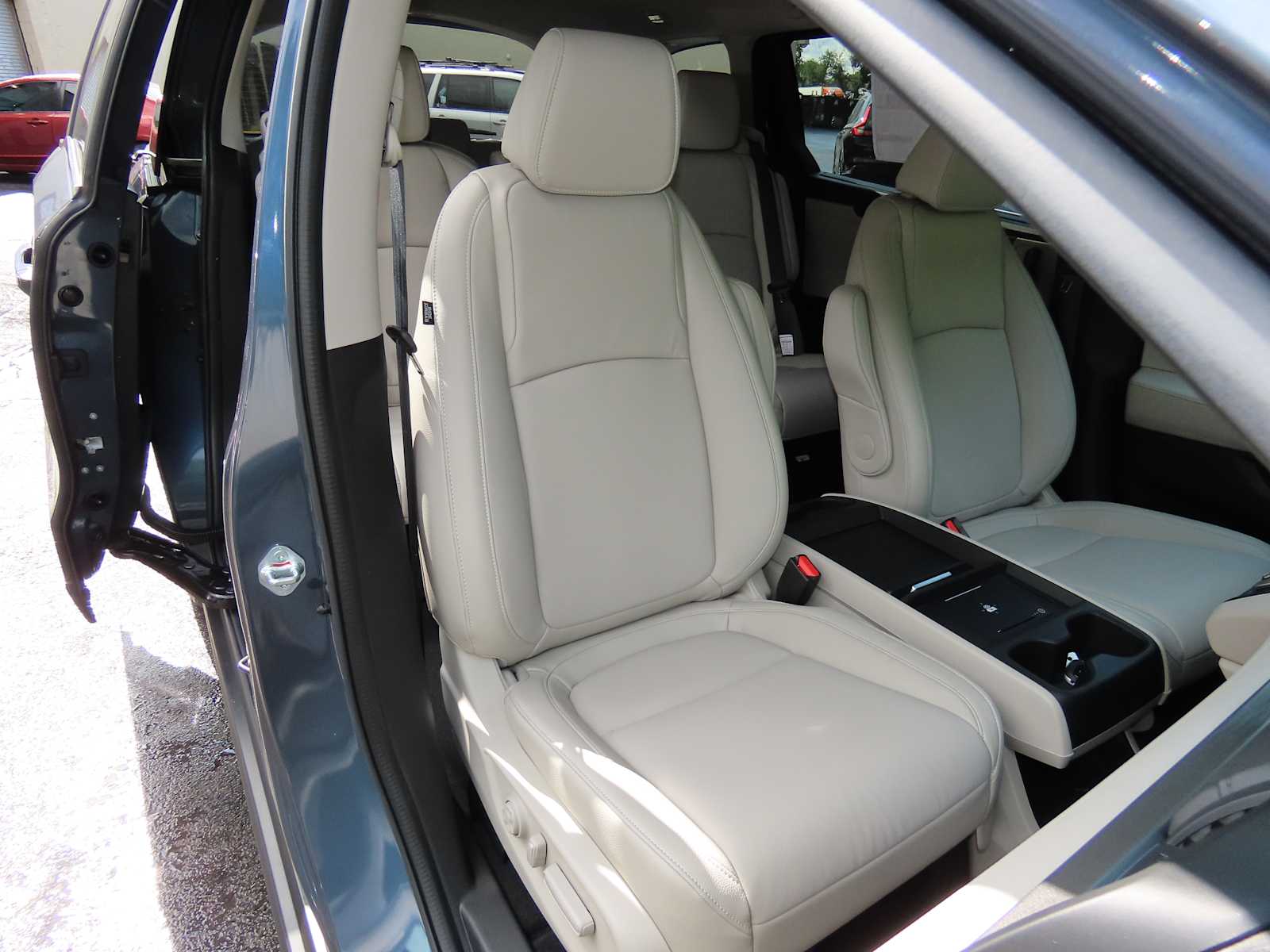 Thumbnail: 2026 Honda Odyssey - 17