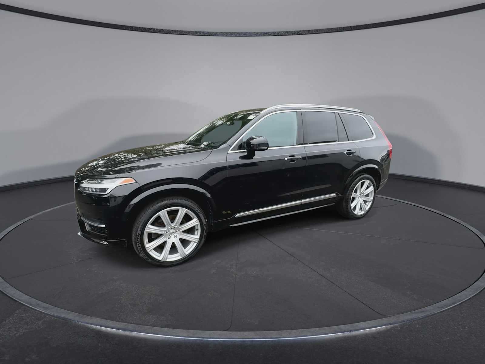 Thumbnail: 2017 Volvo XC90 - 4