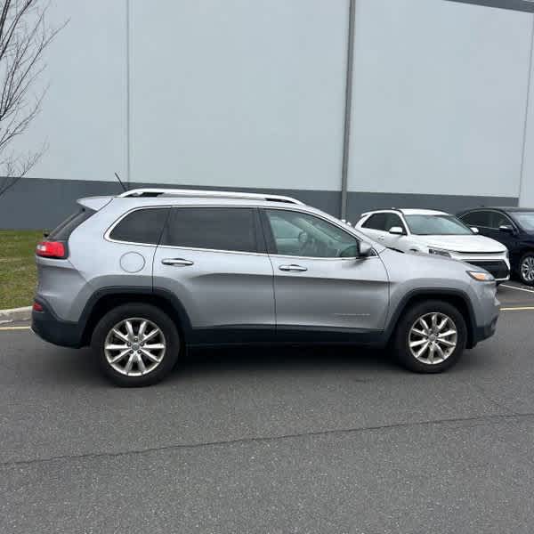 Thumbnail: 2015 Jeep Cherokee - 5