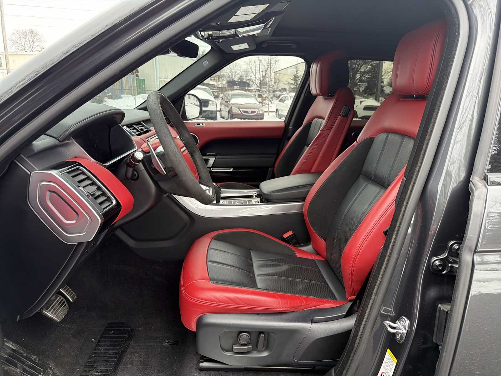 Thumbnail: 2020 Land Rover Range Rover Sport - 11