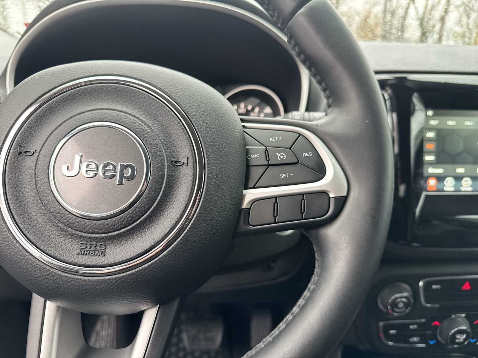 Thumbnail: 2019 Jeep Compass - 24