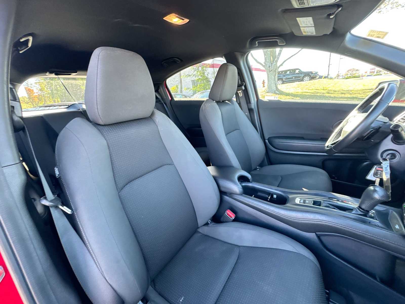 Thumbnail: 2022 Honda HR-V - 17