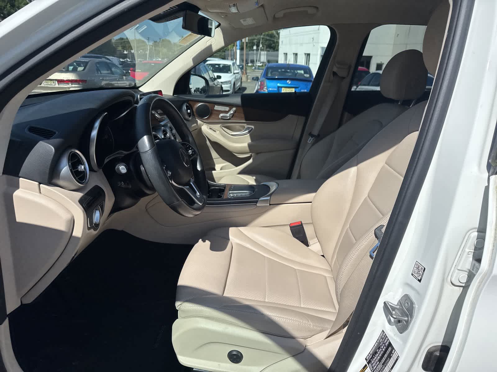 Thumbnail: 2021 Mercedes-Benz GLC - 12
